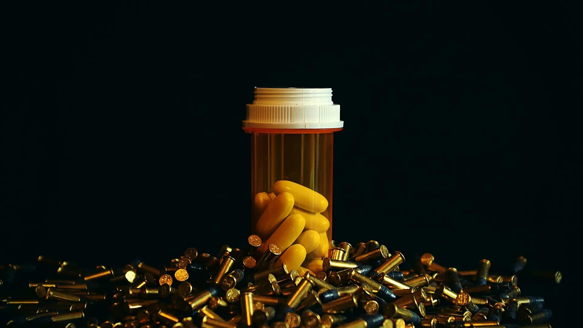 الصورة الرئيسية لمقال: تفسير حلم أكل السم في المنام